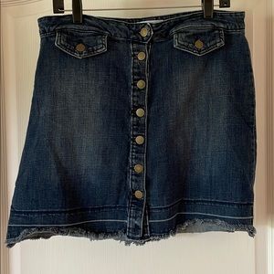 Abound women’s Jean skirt.